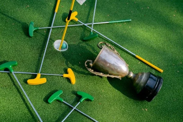 golf trophy celebration